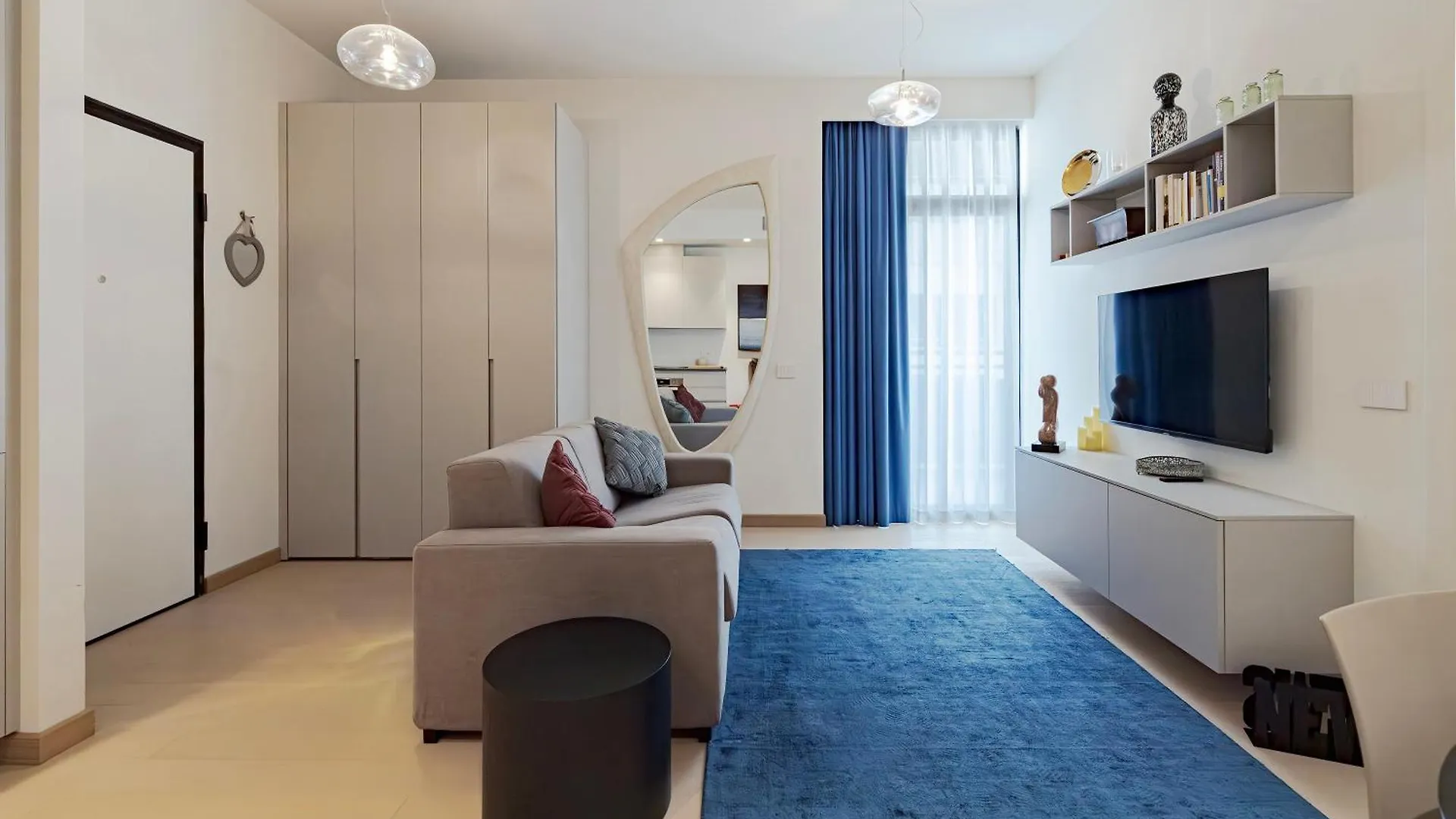 Washington Building - 4 Posti Apartment Milan