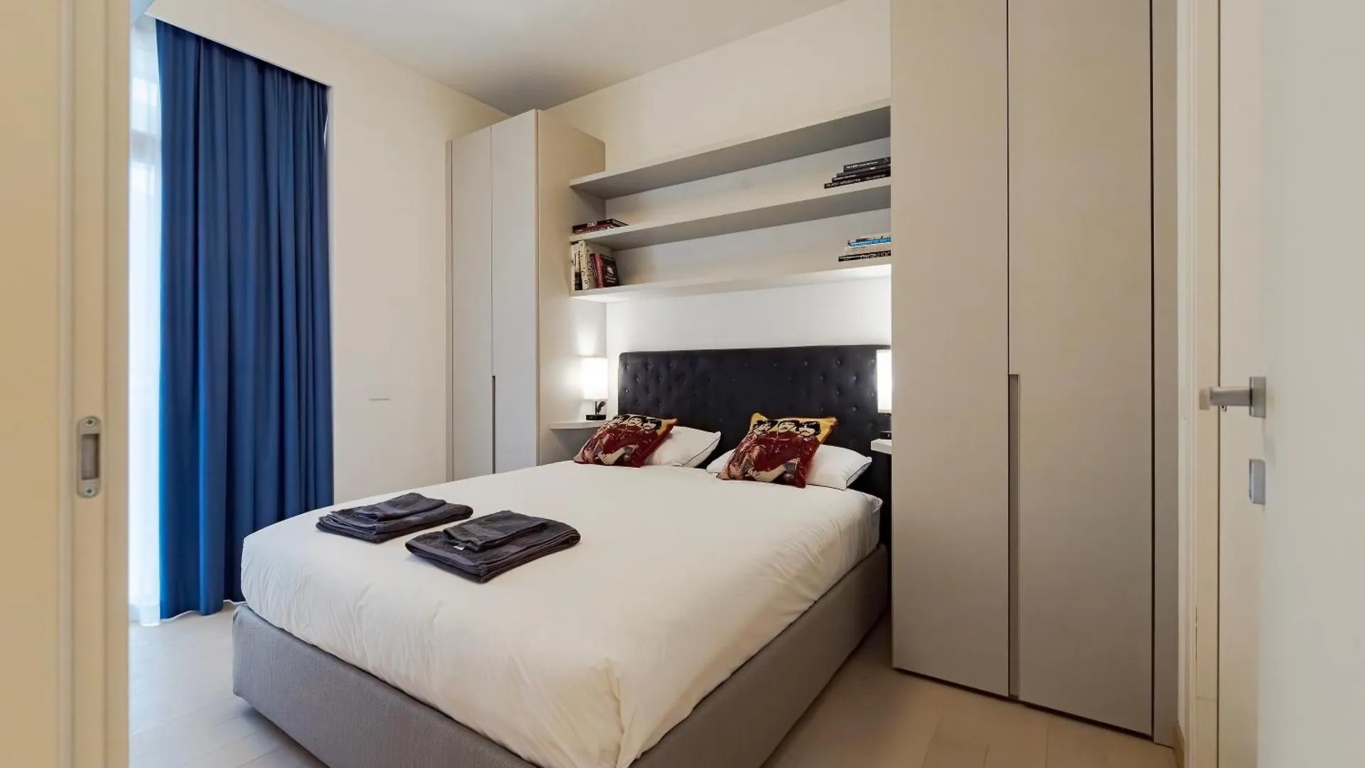 Washington Building - 4 Posti Apartment Milan