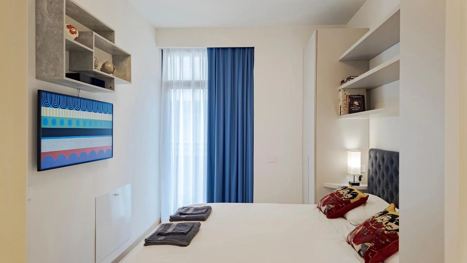 Washington Building - 4 Posti Apartment Milan